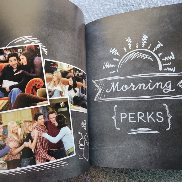 FRIENDS Cookbook NEW - Picture 5 of 7